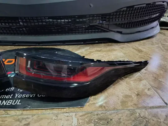 Land Rover Evoque 2020- Sağ Sol Stop LR128379 LR128386
