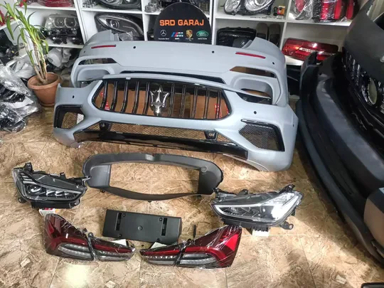 Maserati Ghibli Far Stoplu Body Kit Dönüşüm Seti