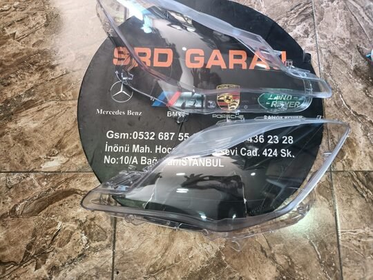 Maserati Quattroporte Far Camı
