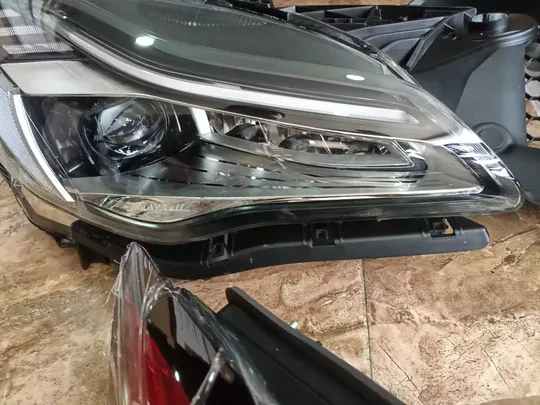 Maserati Quattroporte Far Stop Dahil Tampon Seti