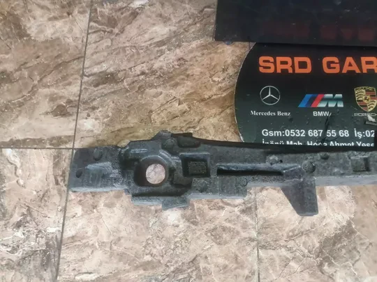 Mercedes A Serisi W176 2013-18 Ön Tampon Köpüğü Çıkma Orj A1768850037