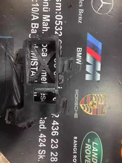 Mercedes A Serisi W176 Kasa Radar Sensör Ayağı A176885305
