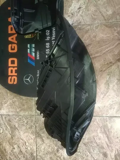 Mercedes A Serisi W177 2022-25 Sağ Sol Far Kasası