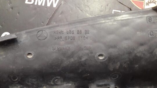 Mercedes B Serisi W246 Sağ Tampon Izgarası Kapalı 2468852822