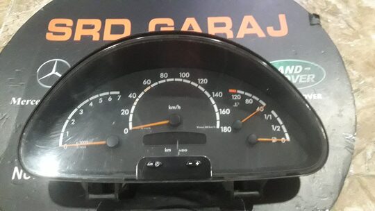 Mercedes-Benz Sprinter Kilometre Gösterge Paneli A0004466921
