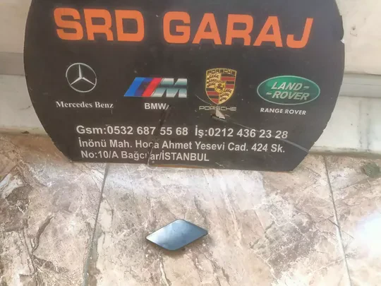 Mercedes C Serisi W204 2011-14 Çeki Demir Kapağı Ön A2048850426