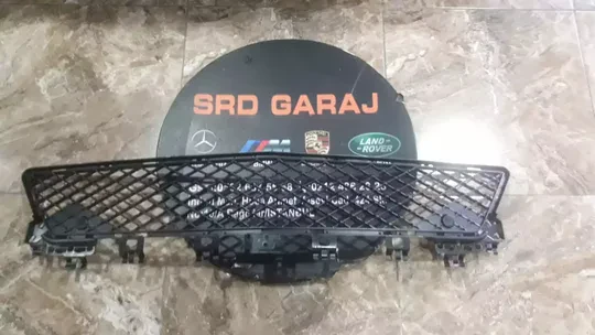 Mercedes C Serisi W204 AMG Orta Izgara 2048850853