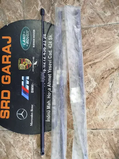 Mercedes C Serisi W204 C180 Kaput Amortisörü A2049800084