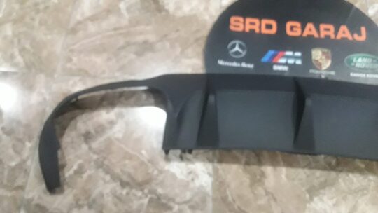 Mercedes C Serisi W204 C63 AMG Difüzör