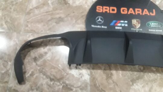 Mercedes C Serisi W204 C63 AMG Difüzör