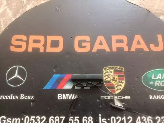 Mercedes C Serisi W205 2014-18 AMG Çeki Demir Kapağı Üst Çıkma A2058850824