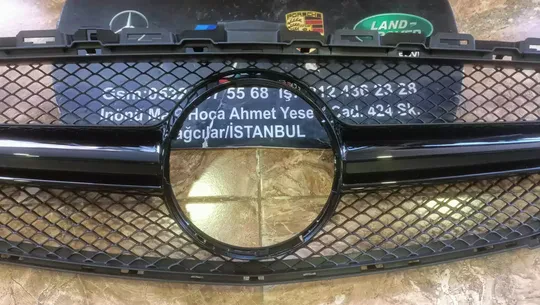 Mercedes C Serisi W205 2014-18 C63 Siyah Panjur