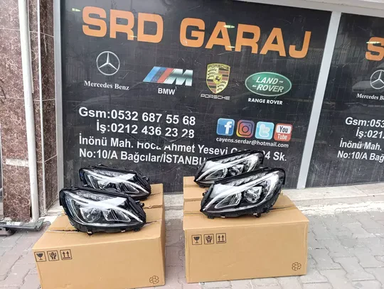 Mercedes C Serisi W205 2014-18 Sıfır Logolu Sağ Sol Far