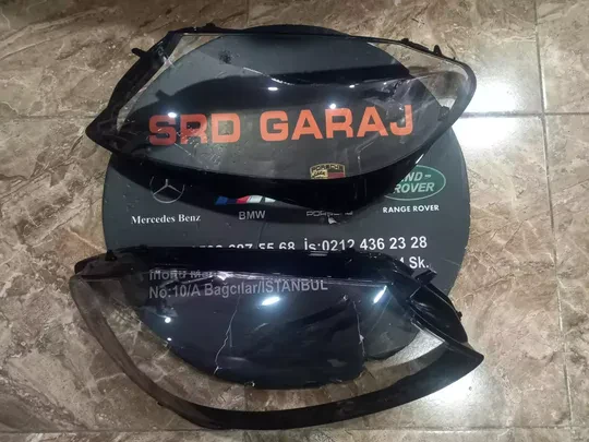 Mercedes C Serisi W205 2020- Sağ Sol Far Camı