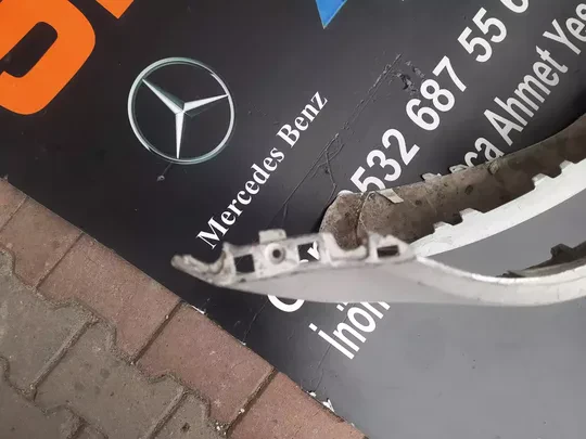 Mercedes C Serisi W205 AMG Ön Tampon 2058850925