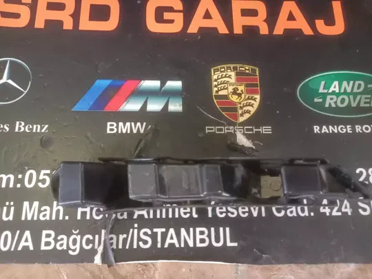 Mercedes C Serisi W205 Arka Tampon Ayağı Sağ Çıkma Orj A2058800603