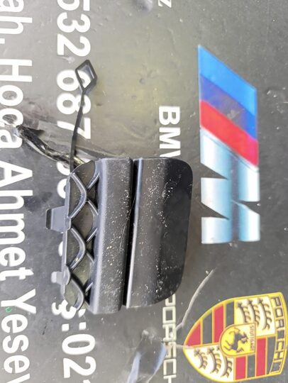 Mercedes C Serisi W205 C63 Arka Çeki Demir Kapağı