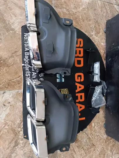 Mercedes C Serisi W205 C63 Egzoz Başlığı