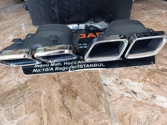 Mercedes C Serisi W205 C63 Egzoz Başlığı