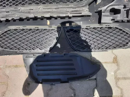 Mercedes C Serisi W205 C63 Tampon Sağ Sol Izgara