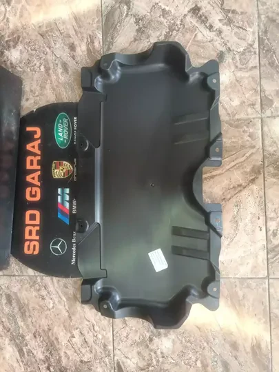 Mercedes C Serisi W205 Motor Alt Muhafaza A2055240230