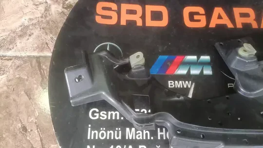 Mercedes C Serisi W205 Sağ Eksoz Tutucu A2058850200