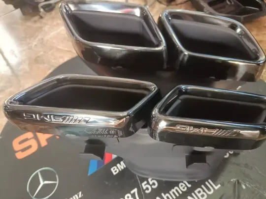 Mercedes C Serisi W205 Siyah AMG Yazılı Eksoz Bağlığı