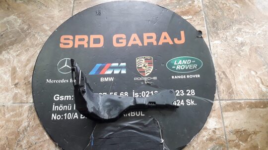 Mercedes C Serisi W205 Tampon Braketi 2058853965