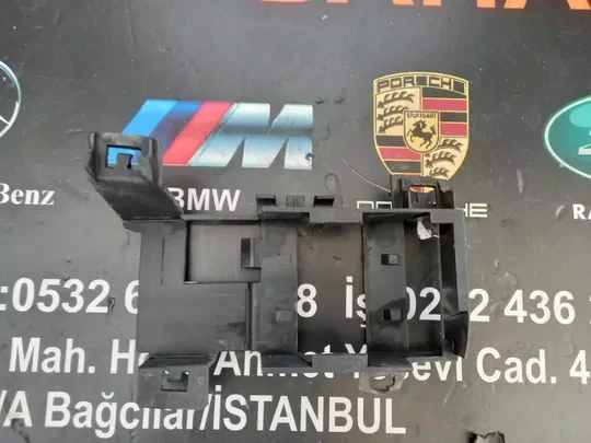 Mercedes C117 Distronic Sensör Braketi A1178852756