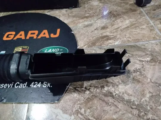 Mercedes CLA W117 A Serisi W176 Hava Filtre Hortumu A2709000382