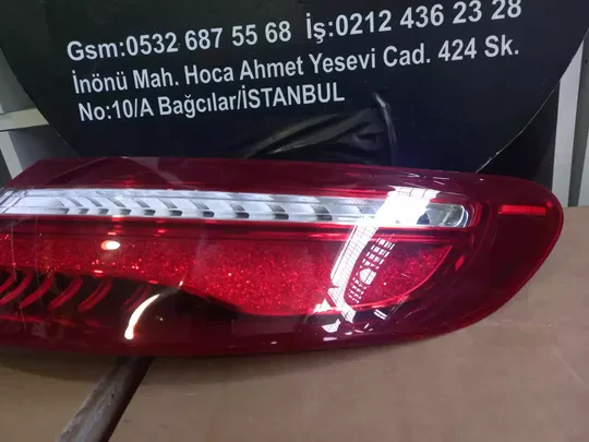 Mercedes E Serisi C238 Sağ Stop Lambası 2389066601