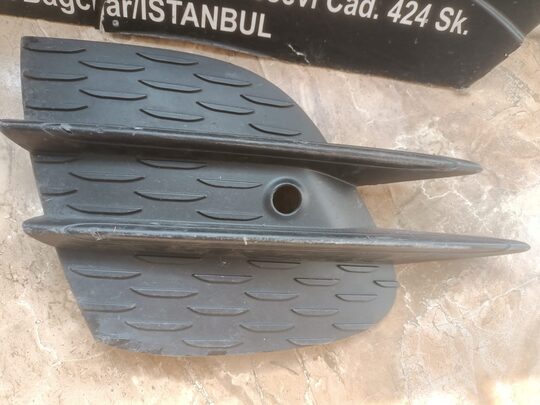 Mercedes E Serisi W213 Tampon Sol Izgarası A2138858904