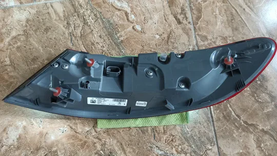 Mercedes E Serisi W238 Kasa Sol Arka Stop 2389061001