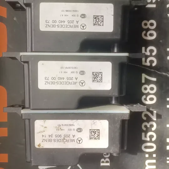 Mercedes Gerilim Dönüştürücü 2054400073