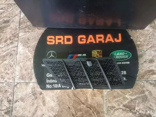 Mercedes GL Serisi W164 X164 Kaput Izgarası Sağ A1648804405