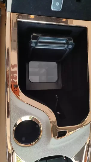Mercedes Maybach Orta Konsol