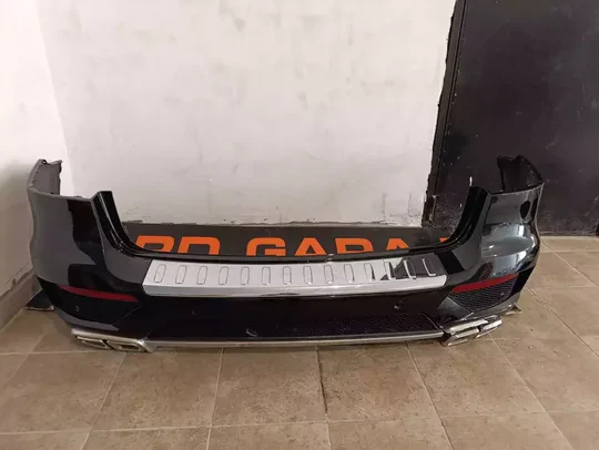 Mercedes ML Serisi W166 Çıkma Siyah Arka Tampon Dolu