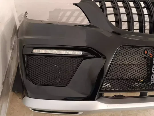 Mercedes ML Serisi W166 Çıkma Siyah Dolu Ön Tampon