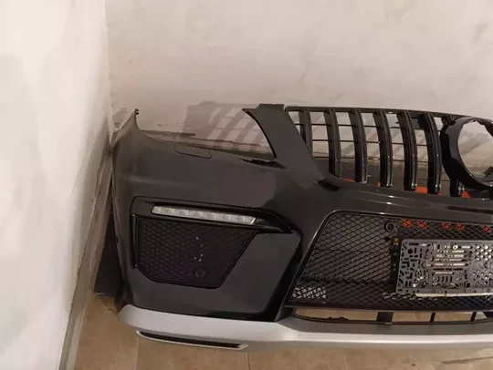 Mercedes ML Serisi W166 Çıkma Siyah Dolu Ön Tampon