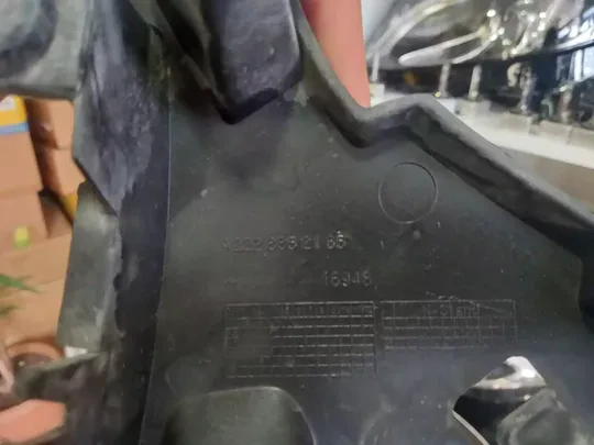 Mercedes S Serisi Ön Tampon Braketi A2228852165