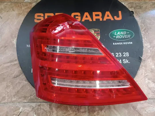 Mercedes S Serisi W221 Sol Stop Çıkma Orj 2218201364