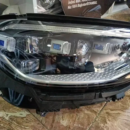 Mercedes S Serisi W223 Far