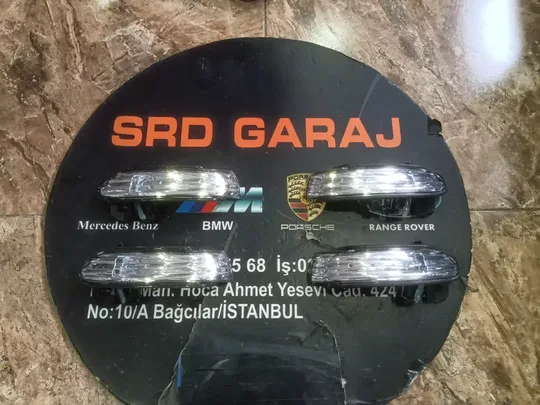 Mercedes SLK W171 Sağ Sol Ayna Sinyali A1718200421 A1718200321