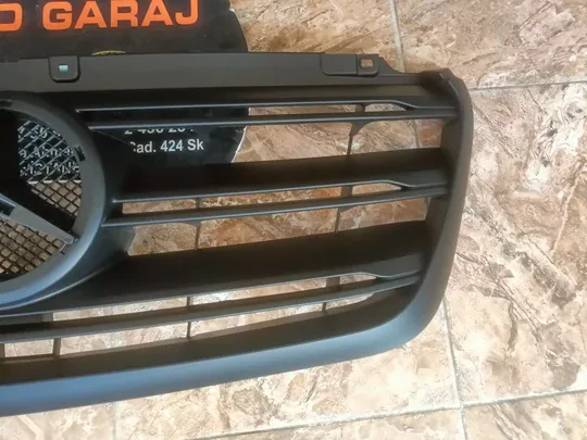 Mercedes Sprinter 907 910 2018- Mat Siyah Panjur A9108852600