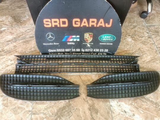 Mercedes Vito 447 W222 Maybach Sağ Sol Orta Izgara A2228856400 A2228854700 A2228854100