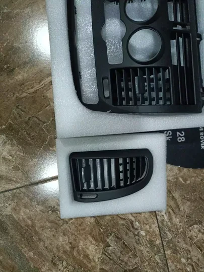 Mercedes Vito W639 Kalorifer Izgarası 6396800007 6398300154-0254