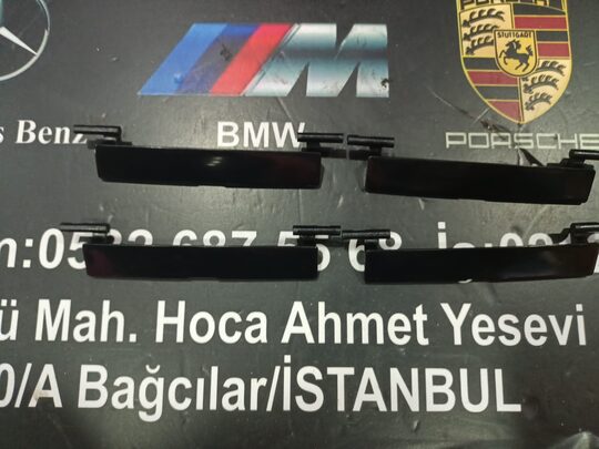 Mercedes W117 W176 Tavan Çıtası Kapağı