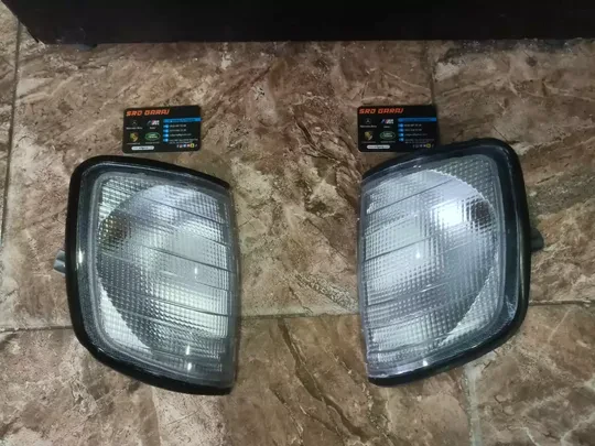 Mercedes W124 1985-95 Sağ Sol Beyaz Sinyal A1248260843 A1248260743