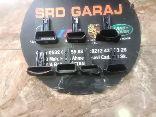 Mercedes W124 El Fren Düğmesi 1244270120