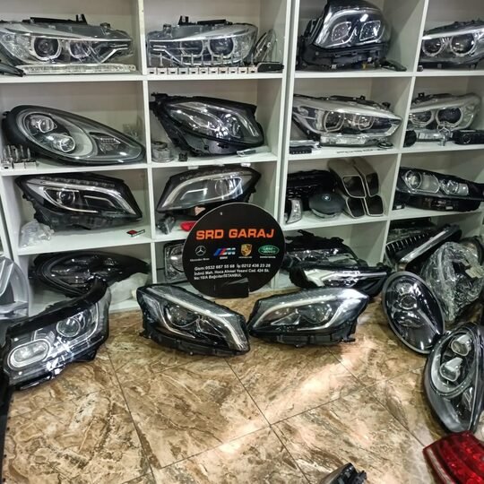 Mercedes W176 A Serisi Makyajlı Kasa LED Far